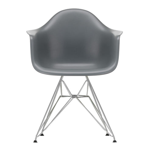Cadeira de Braços em Plástico Eames DAR / Base Cromada
